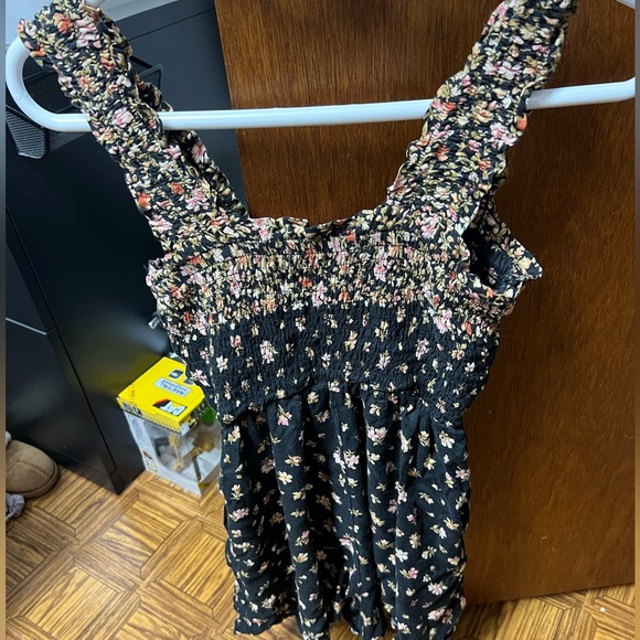 Black floral American eagle romper - Picture 3 of 5